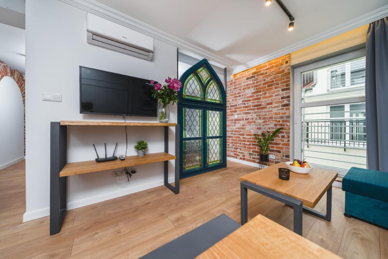 Saint Florian'S Suites - Old Town Luxury Apartments - By Upstairs Krasków Εξωτερικό φωτογραφία