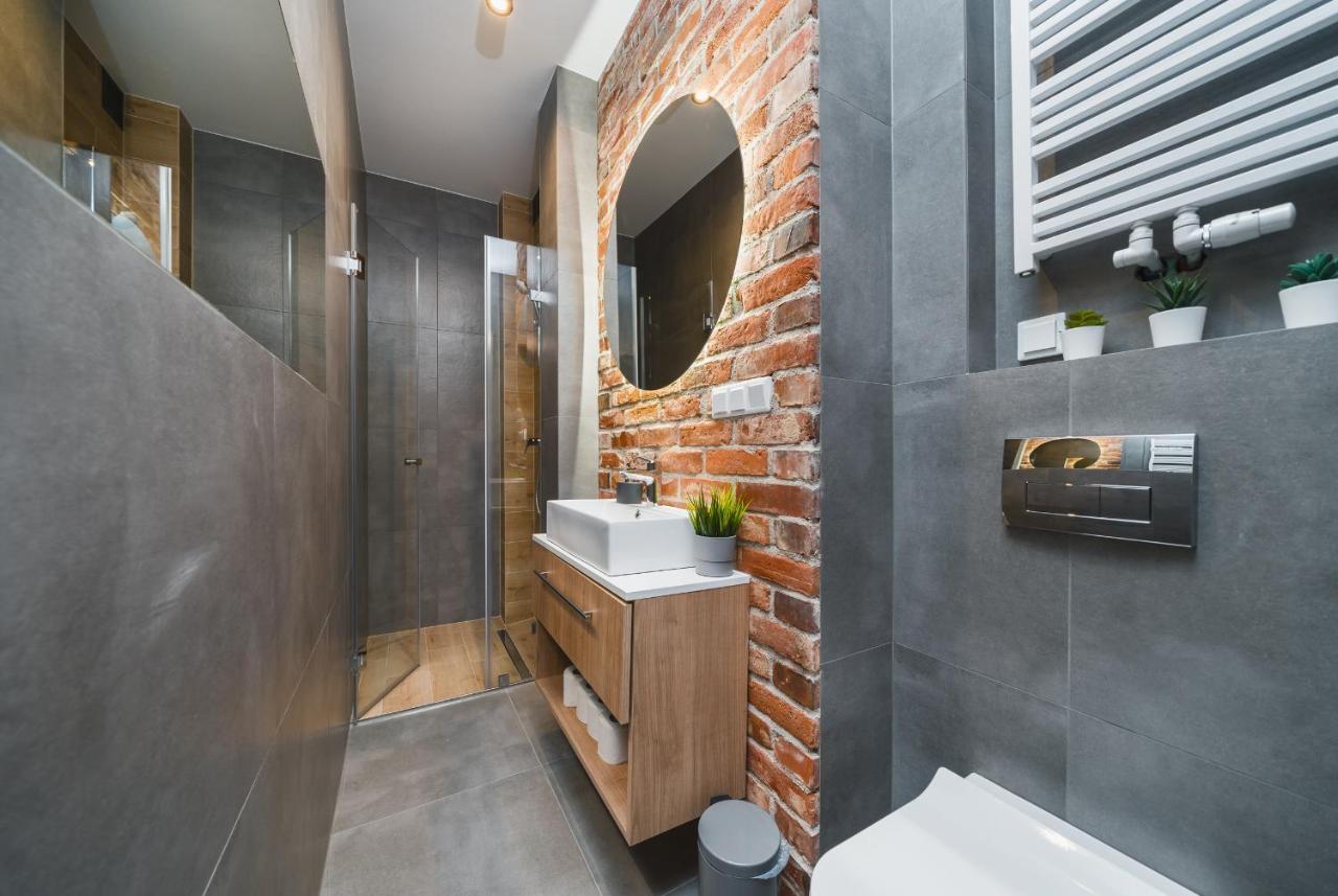 Saint Florian'S Suites - Old Town Luxury Apartments - By Upstairs Krasków Εξωτερικό φωτογραφία