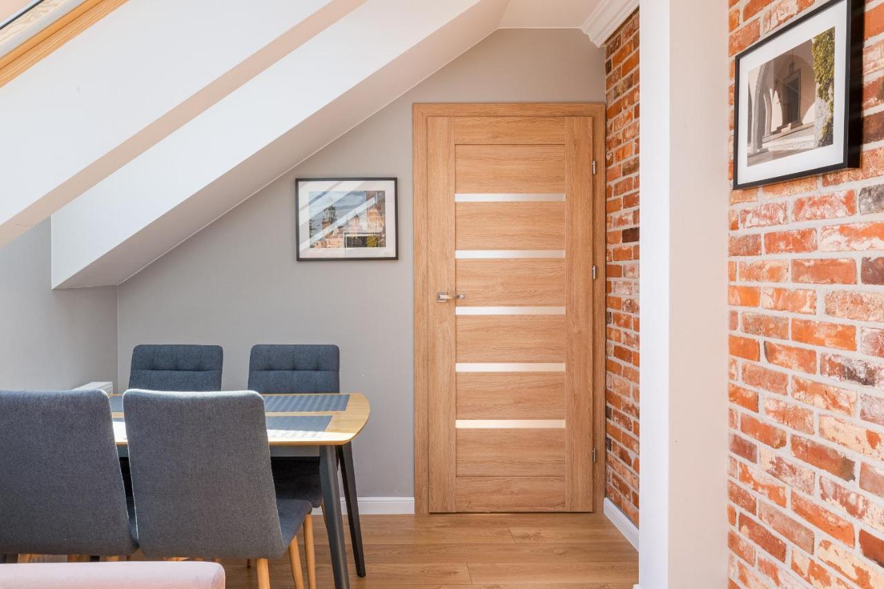 Saint Florian'S Suites - Old Town Luxury Apartments - By Upstairs Krasków Εξωτερικό φωτογραφία