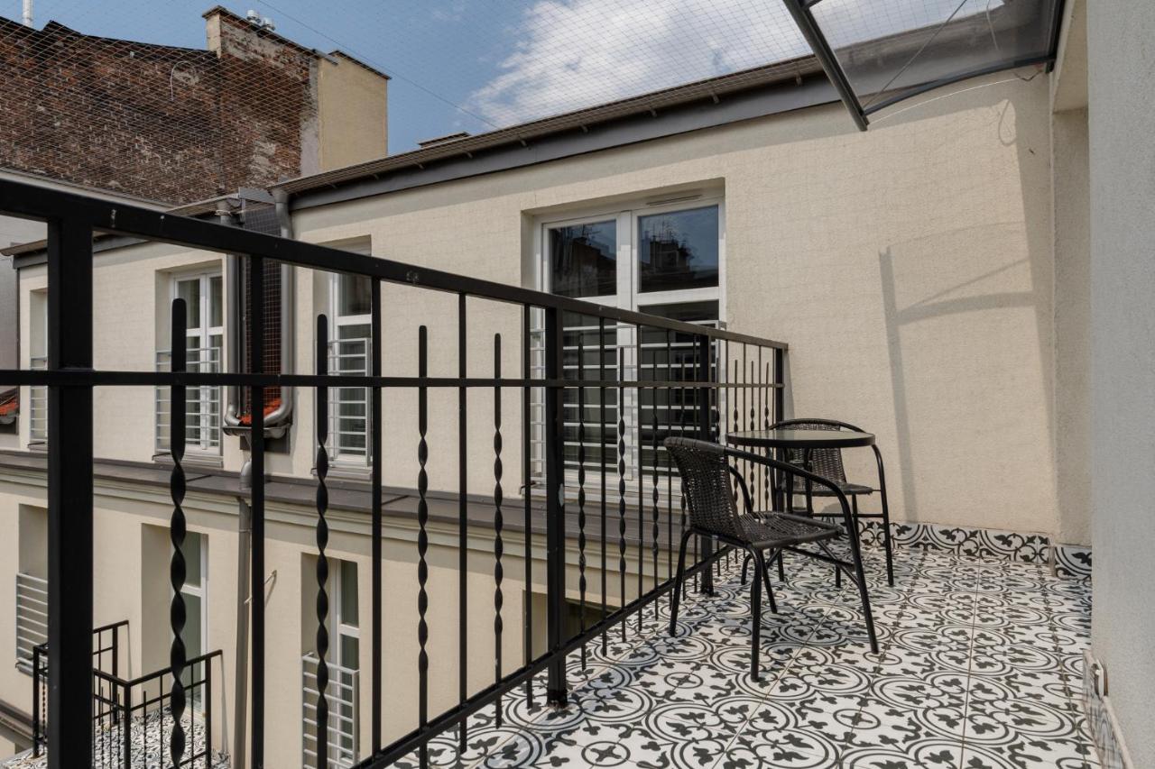 Saint Florian'S Suites - Old Town Luxury Apartments - By Upstairs Krasków Εξωτερικό φωτογραφία
