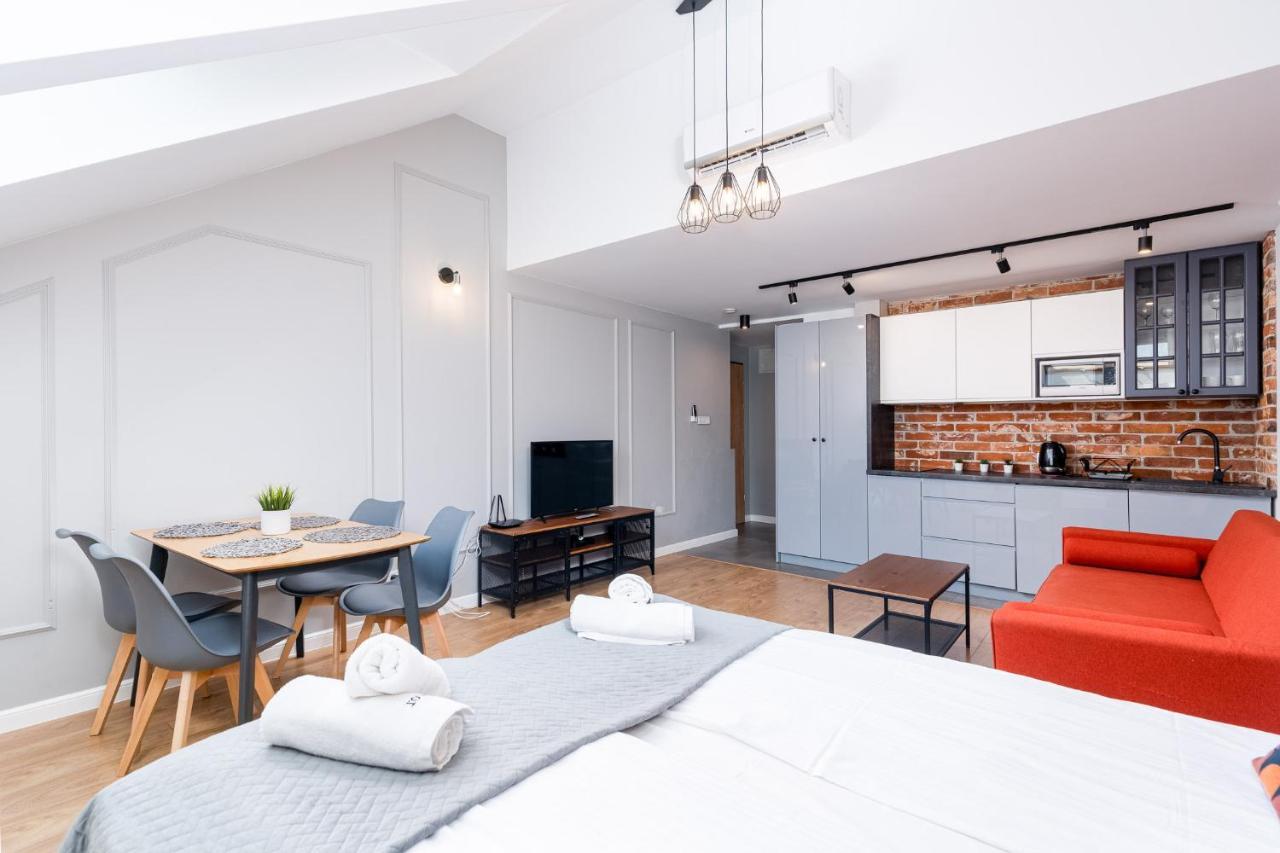 Saint Florian'S Suites - Old Town Luxury Apartments - By Upstairs Krasków Εξωτερικό φωτογραφία